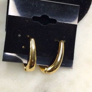 Small Gold Hoops